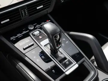 Porsche Cayenne Coupe BOSE Adaptive Cruise Control PASM