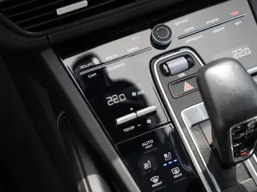 Porsche Cayenne Coupe BOSE Adaptive Cruise Control PASM