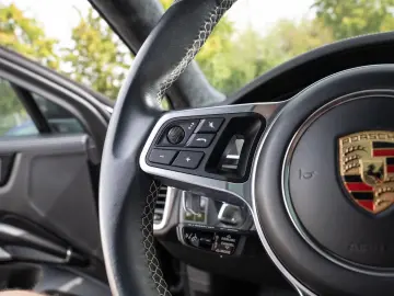 Porsche Cayenne Coupe BOSE Adaptive Cruise Control PASM