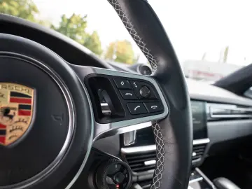 Porsche Cayenne Coupe BOSE Adaptive Cruise Control PASM