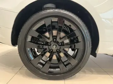 Range Rover Sport P460e Dynamic HSE Hybrid 23