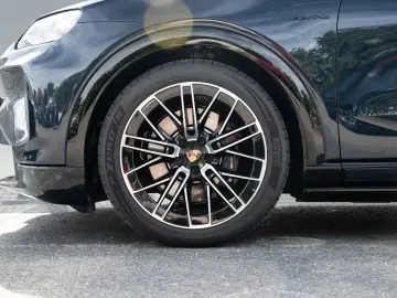Porsche Cayenne S Coupe Electric