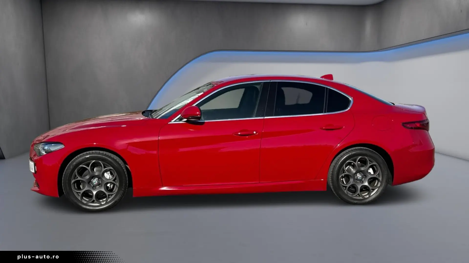 ALFA ROMEO GIULIA    2019   111.000 KM
