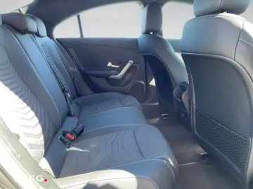 MERCEDES-BENZ CLA 180 PROGRESSIVE RÜCKFKAM LENKRHZ LED