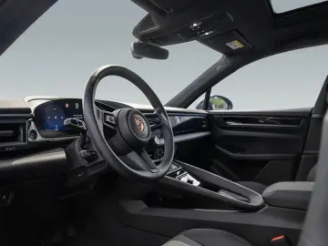 Porsche Macan 4 Panoramic Roof PASM Surround View