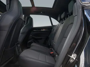 Porsche Macan 4 Panoramic Roof PASM Surround View