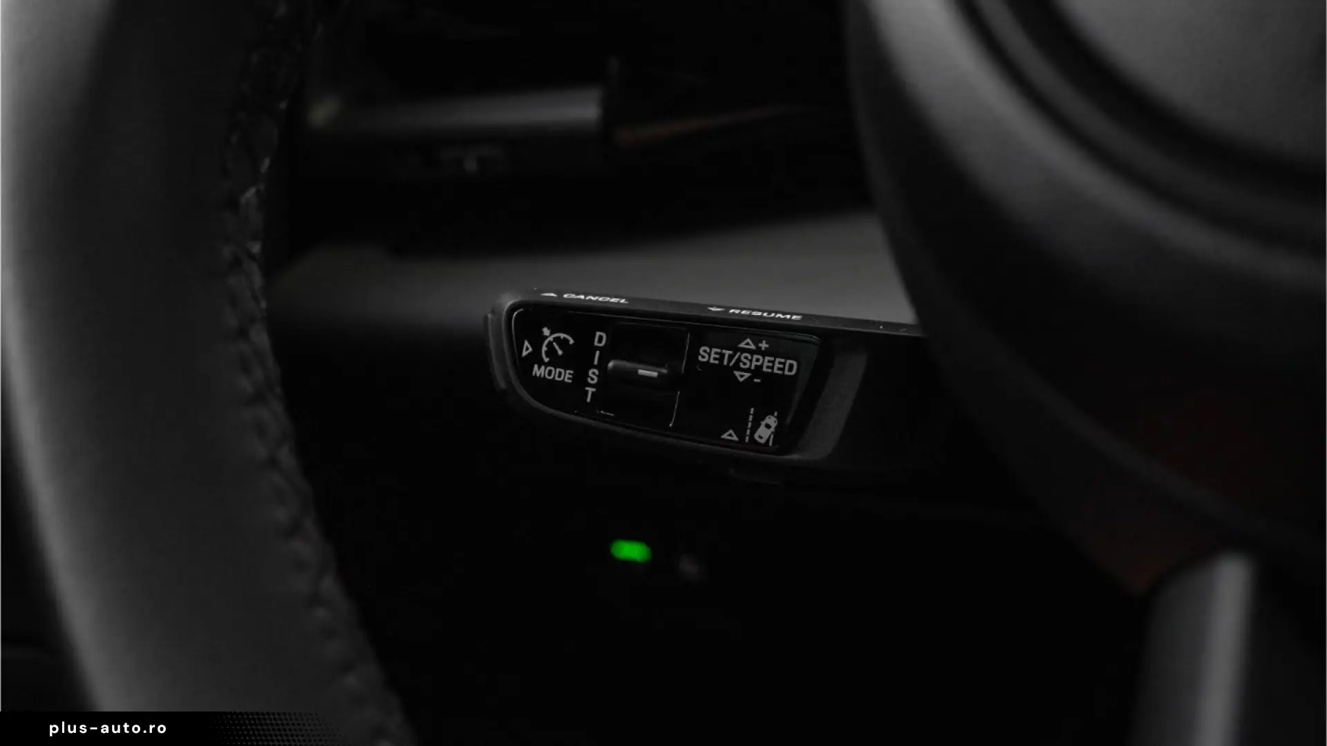 Porsche Macan 4 Panoramic Roof PASM Surround View