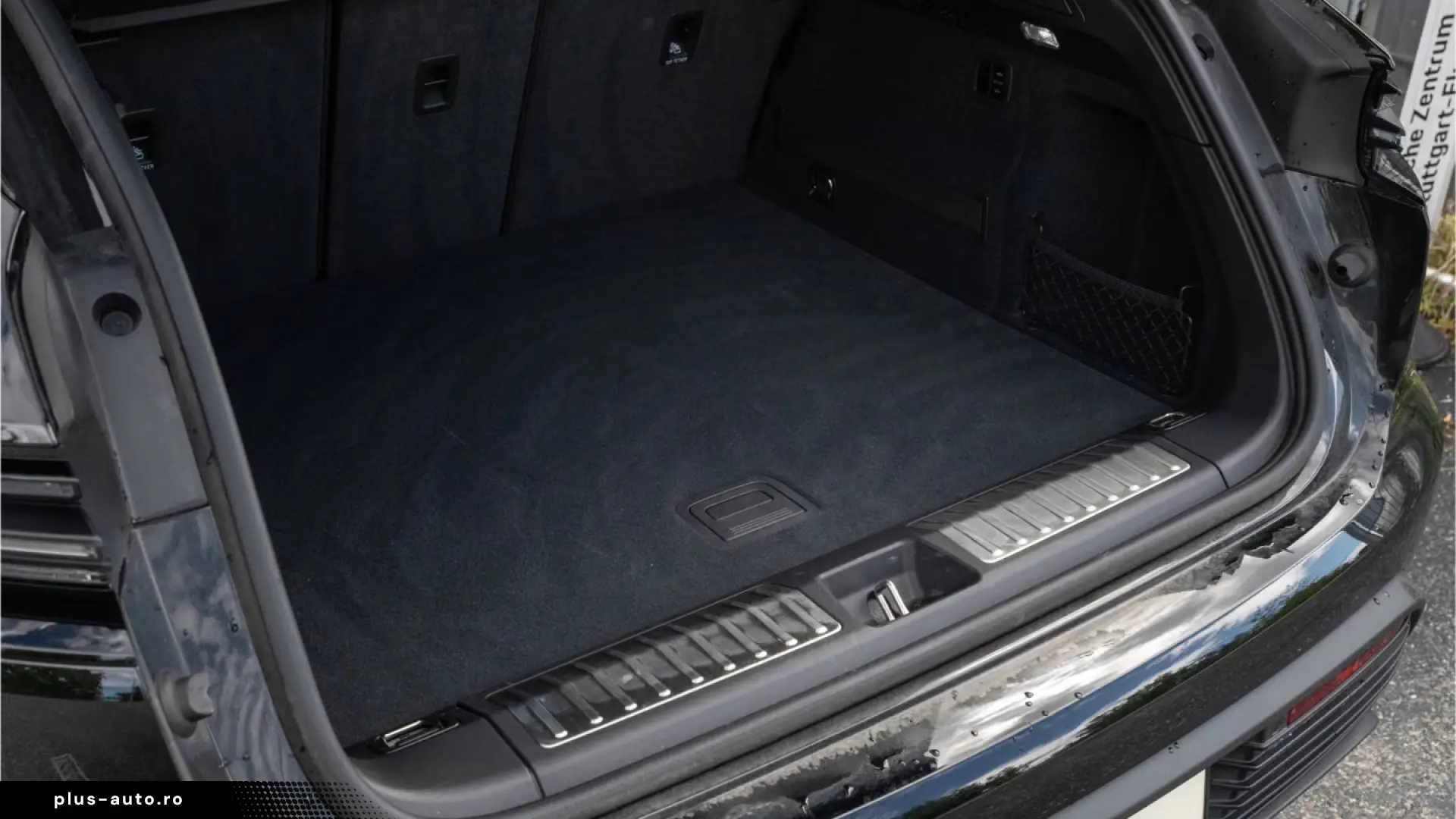Porsche Macan 4 Panoramic Roof PASM Surround View