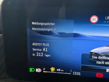 MERCEDES-BENZ CLA 180 CARPLAY LED-SCHW KAMERA DISTRO…