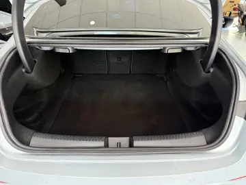 MERCEDES-BENZ CLA 180 CARPLAY LED-SCHW KAMERA DISTRO…
