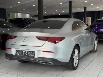 MERCEDES-BENZ CLA 180 CARPLAY LED-SCHW KAMERA DISTRO…