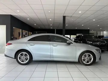 MERCEDES-BENZ CLA 180 CARPLAY LED-SCHW KAMERA DISTRO…