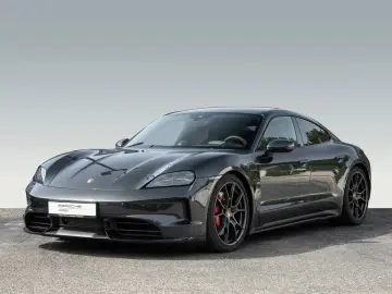 Porsche Taycan GTS InnoDrive HeadUp Panorama Sport Chron