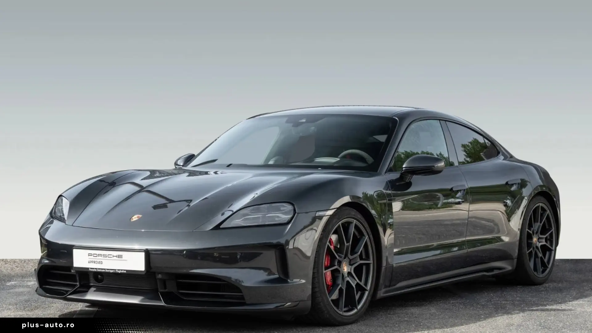 Porsche Taycan GTS InnoDrive HeadUp Panorama Sport Chron