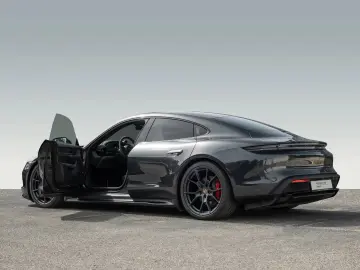 Porsche Taycan GTS InnoDrive HeadUp Panorama Sport Chron