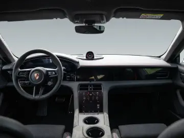 Porsche Taycan GTS InnoDrive HeadUp Panorama Sport Chron
