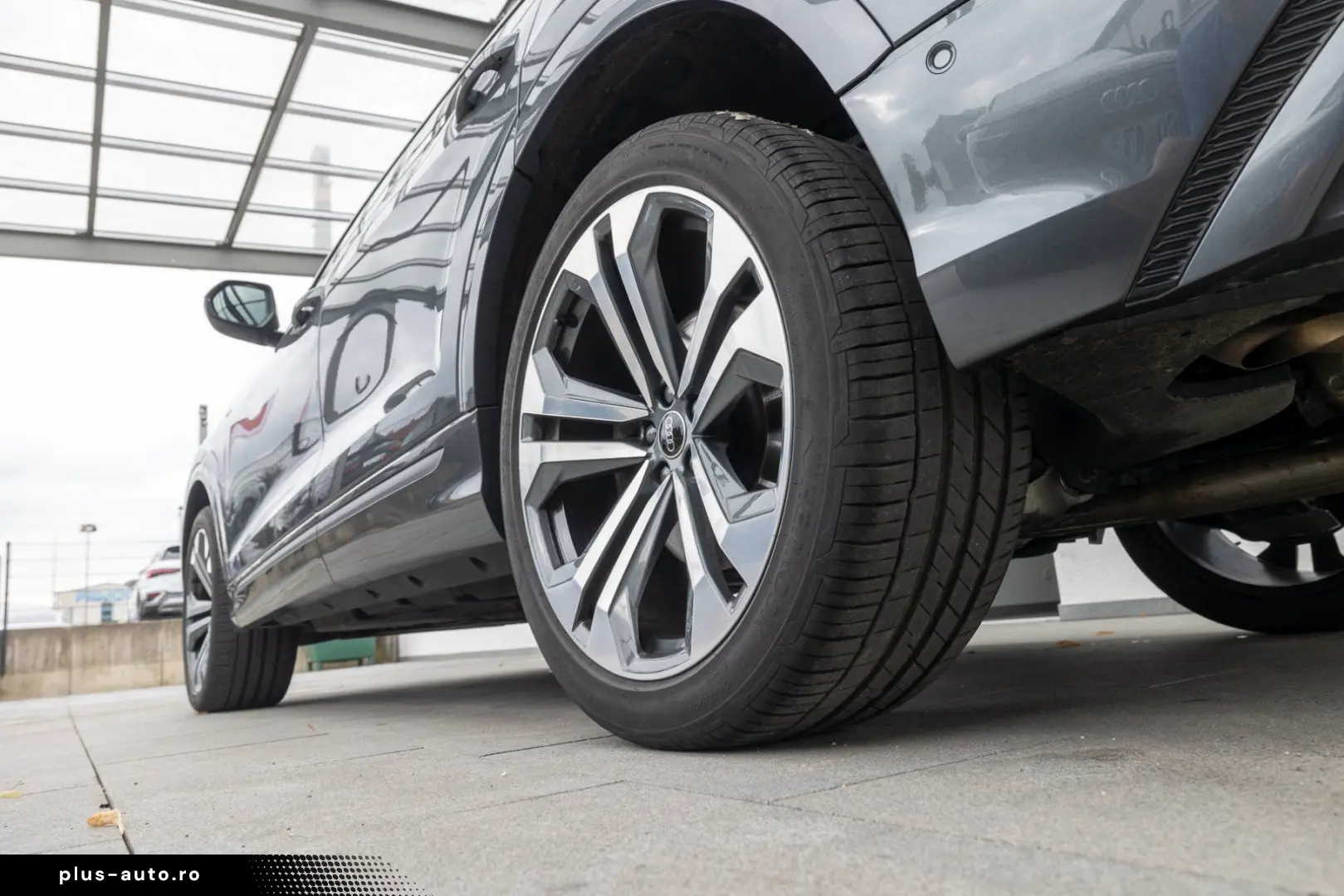 AUDI Q8 S line 55 TFSI quattro