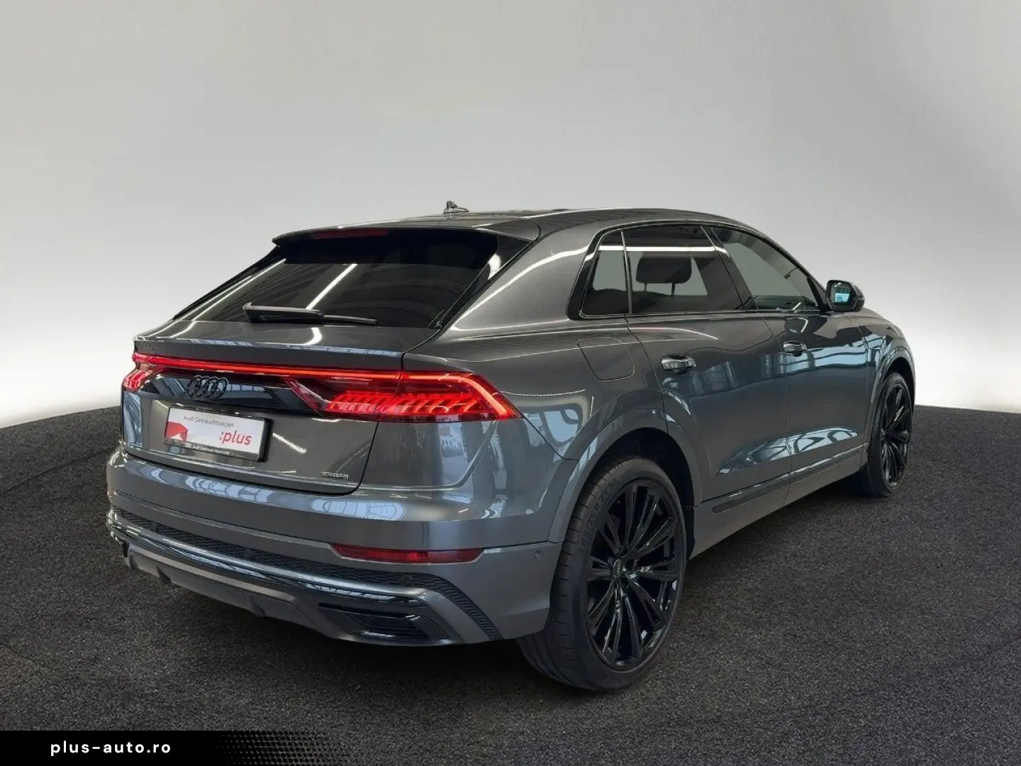AUDI Q8 S line 55 TFSI quattro