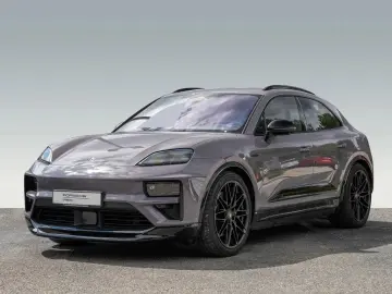 Porsche Macan Electric Turbo Burmester passenger display