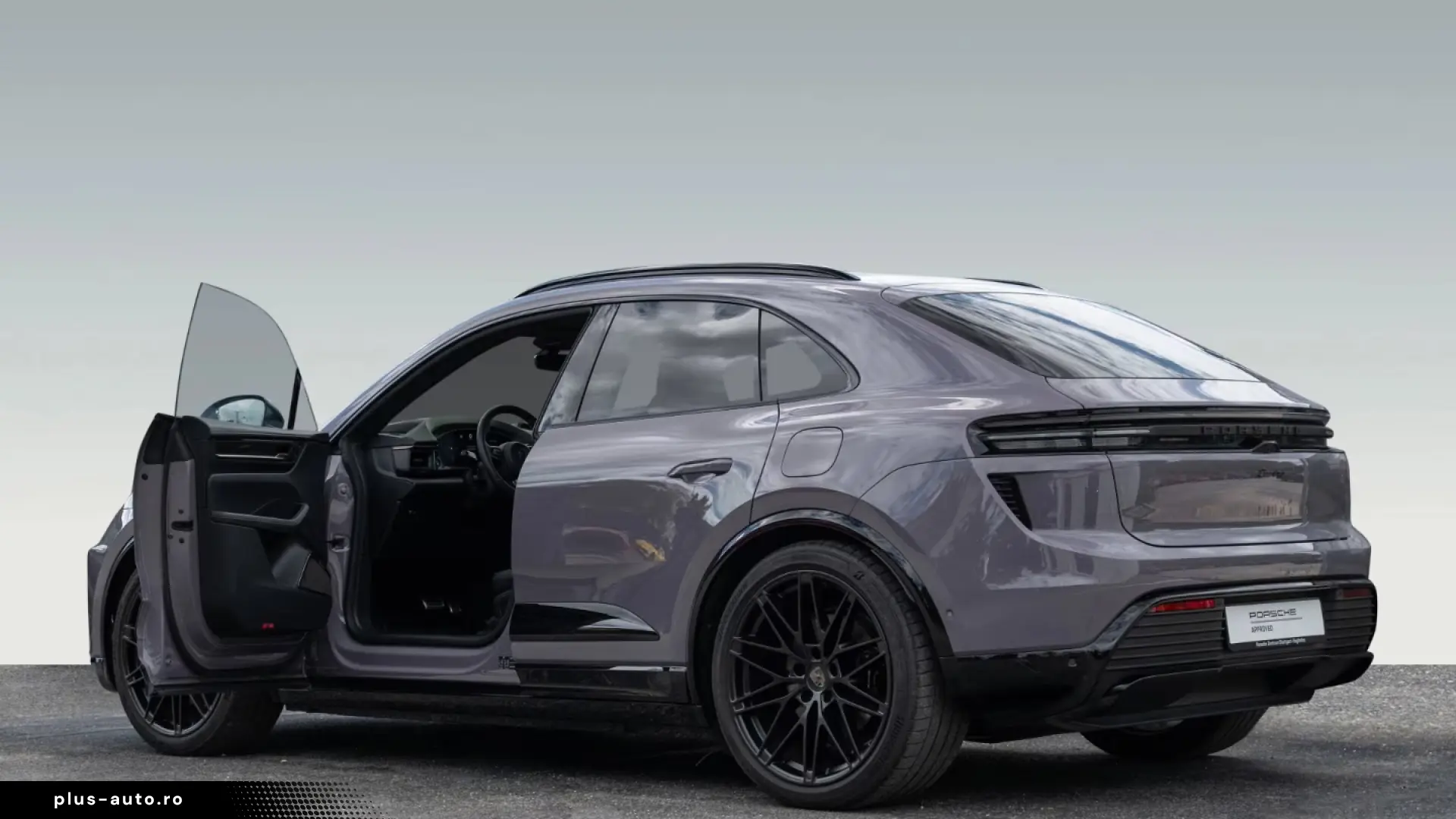 Porsche Macan Electric Turbo Burmester passenger display