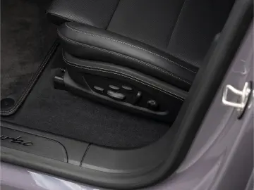 Porsche Macan Electric Turbo Burmester passenger display