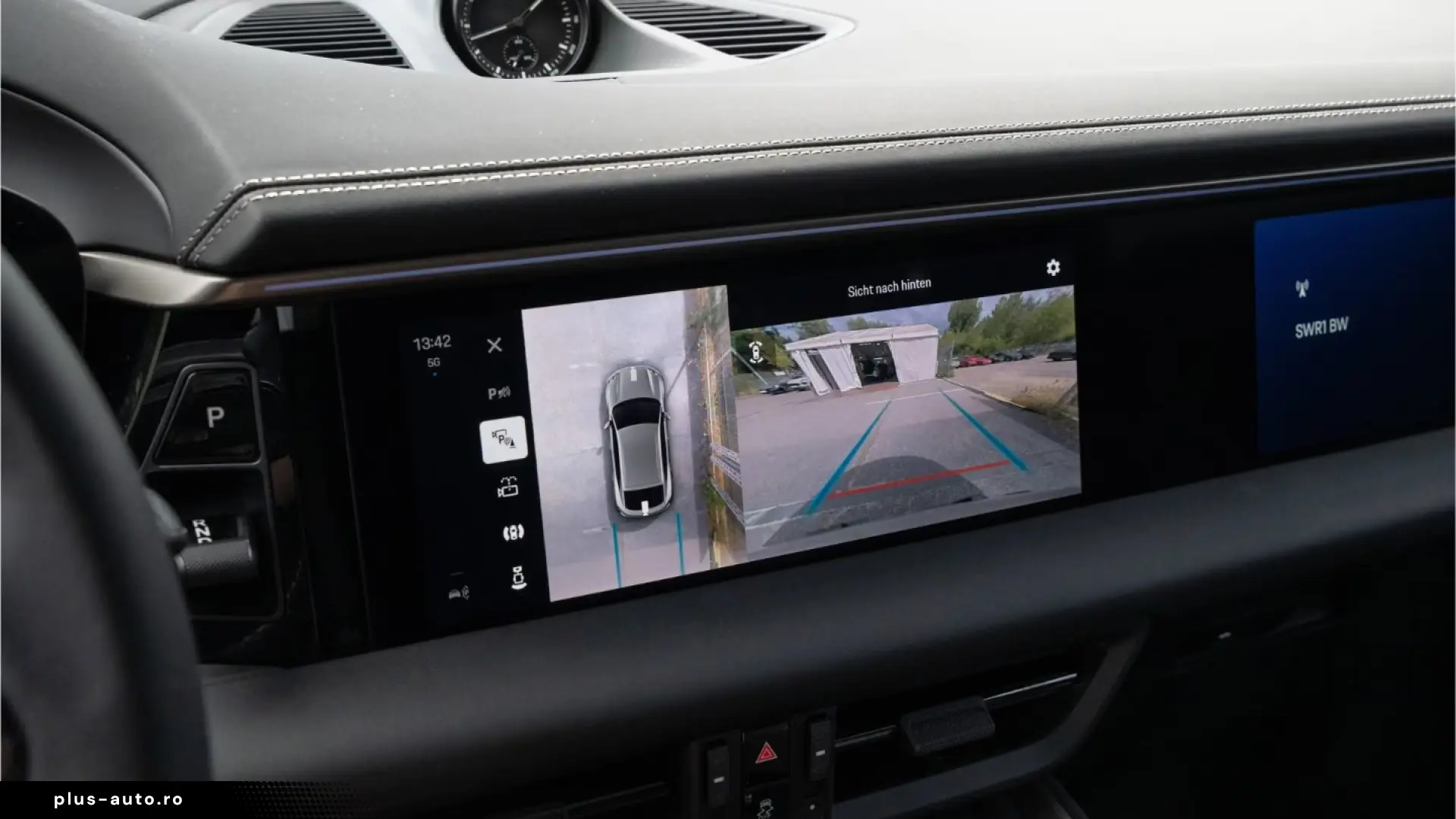 Porsche Macan Electric Turbo Burmester passenger display