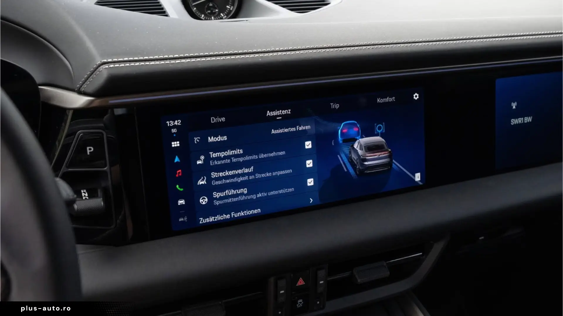Porsche Macan Electric Turbo Burmester passenger display