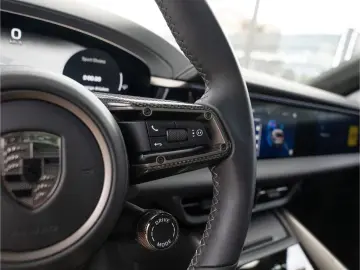 Porsche Macan Electric Turbo Burmester passenger display