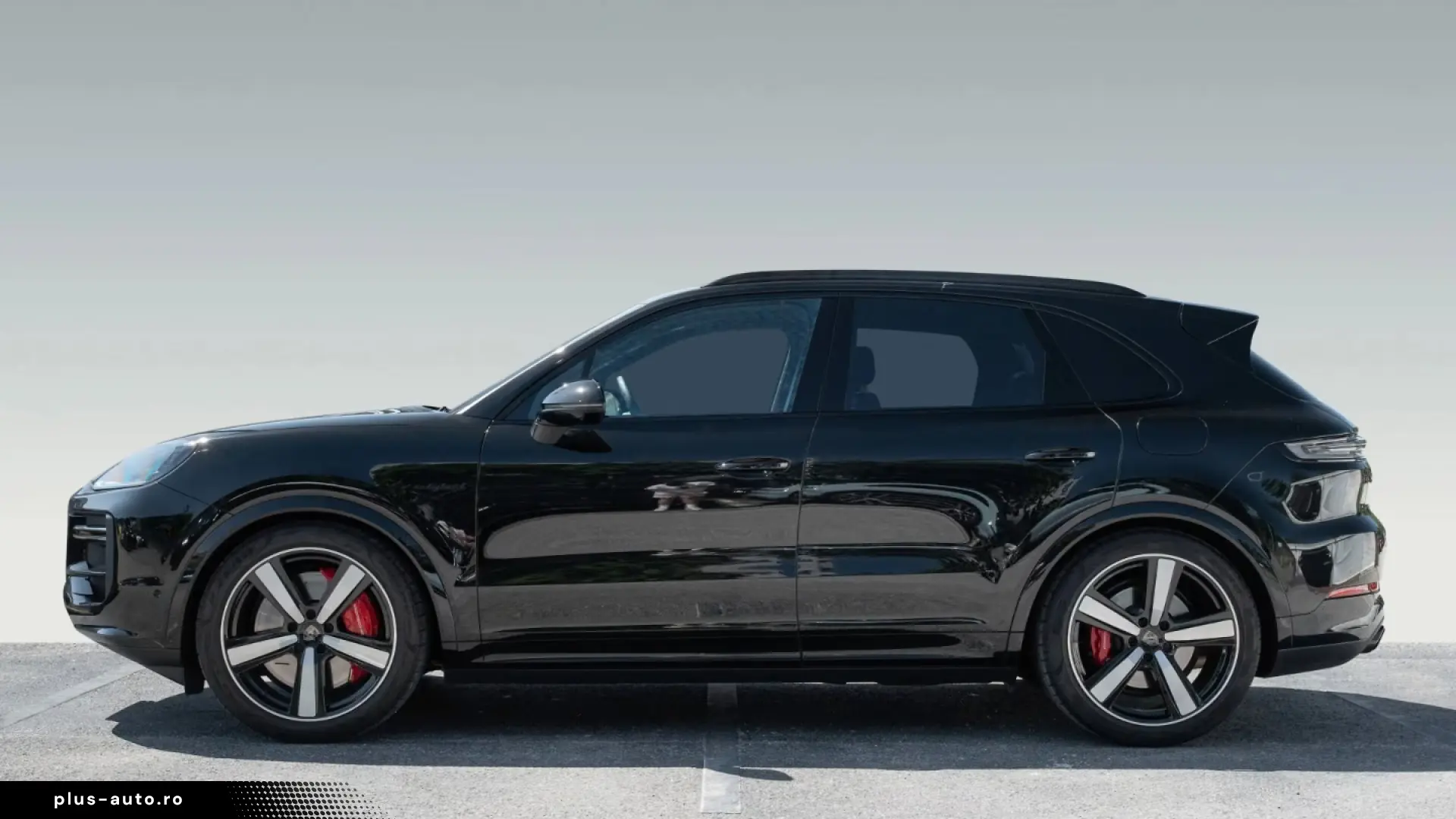 Porsche Cayenne Turbo E-Hybrid PDCC AHK Pano HUD 22''