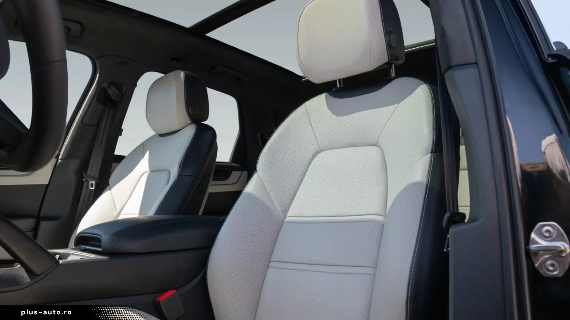 Porsche Cayenne Turbo E-Hybrid PDCC AHK Pano HUD 22''