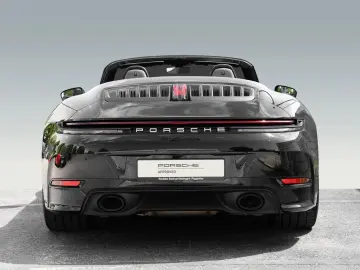 Porsche 992 Carrera Cabriolet Lift-VA BOSE Sport Chrono