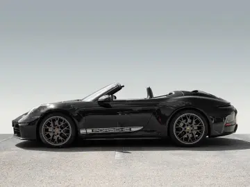 Porsche 992 Carrera Cabriolet Lift-VA BOSE Sport Chrono
