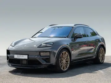 Porsche Macan Electric Turbo HeadUp rear axle steering