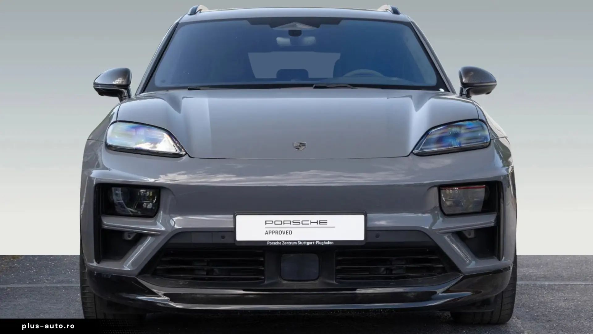 Porsche Macan Electric Turbo HeadUp rear axle steering