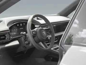 Porsche Macan Electric Turbo HeadUp rear axle steering