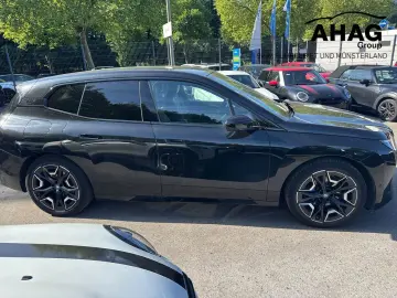 BMW iX xDrive40