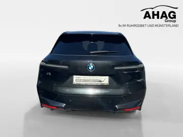 BMW iX xDrive40
