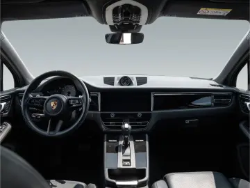 Porsche Macan S towbar  adaptive cruise control  21'' BOSE