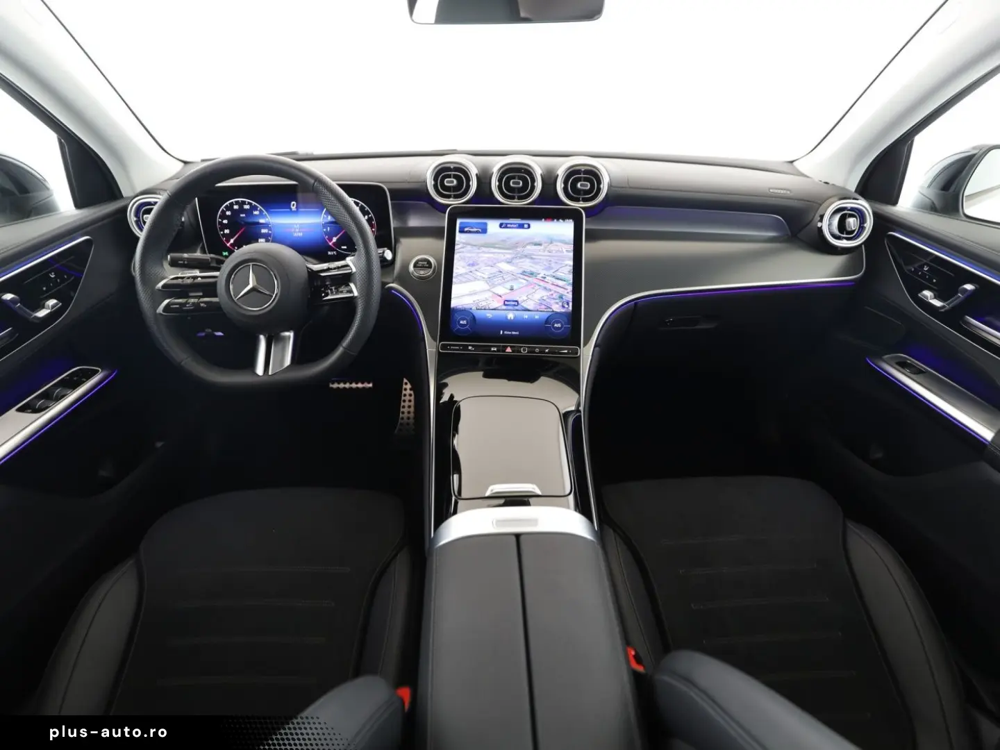 MERCEDES-BENZ GLC 300 4M Coupé AMG PLUS NIGHT AHK PANO