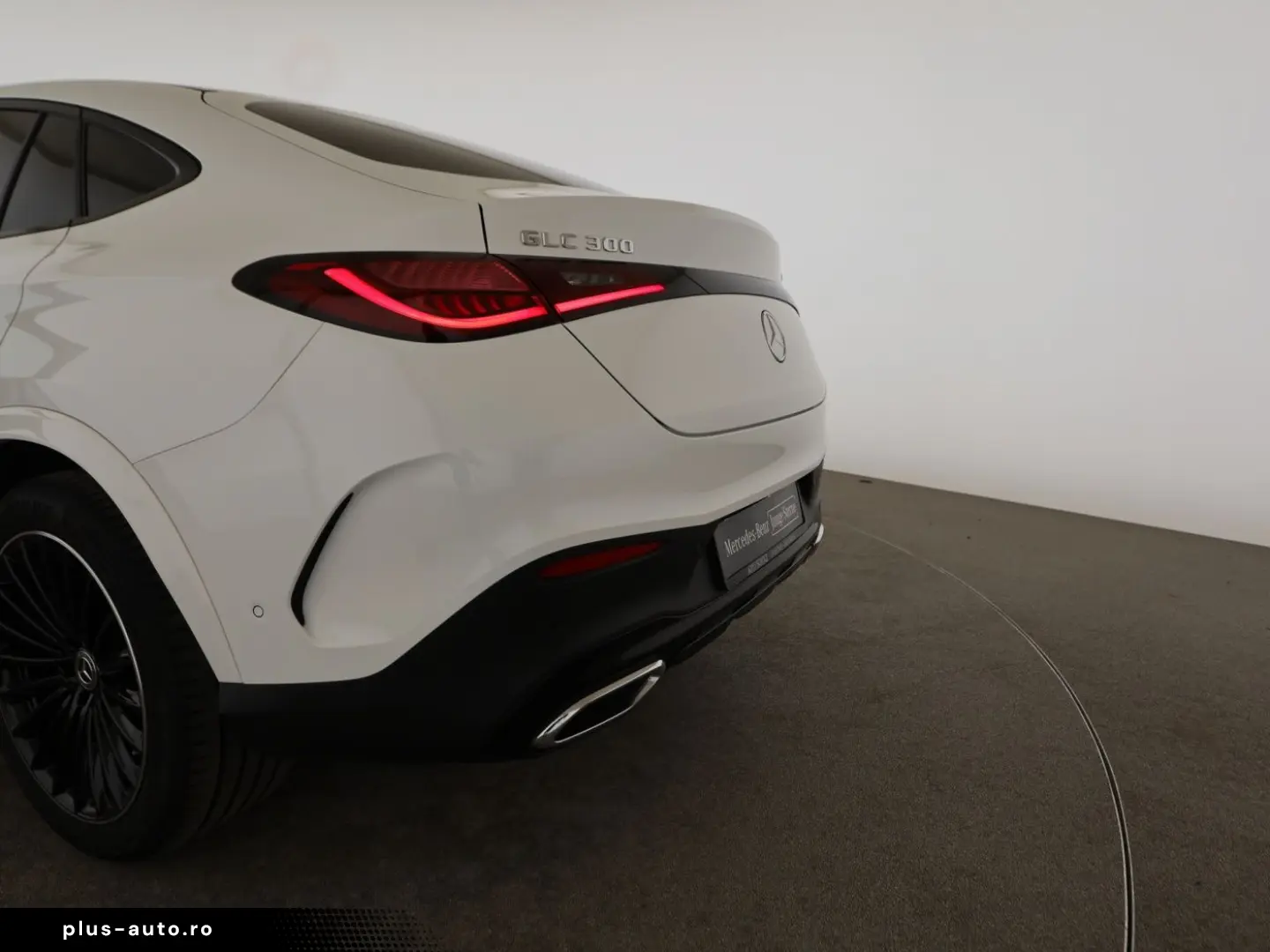 MERCEDES-BENZ GLC 300 4M Coupé AMG PLUS NIGHT AHK PANO