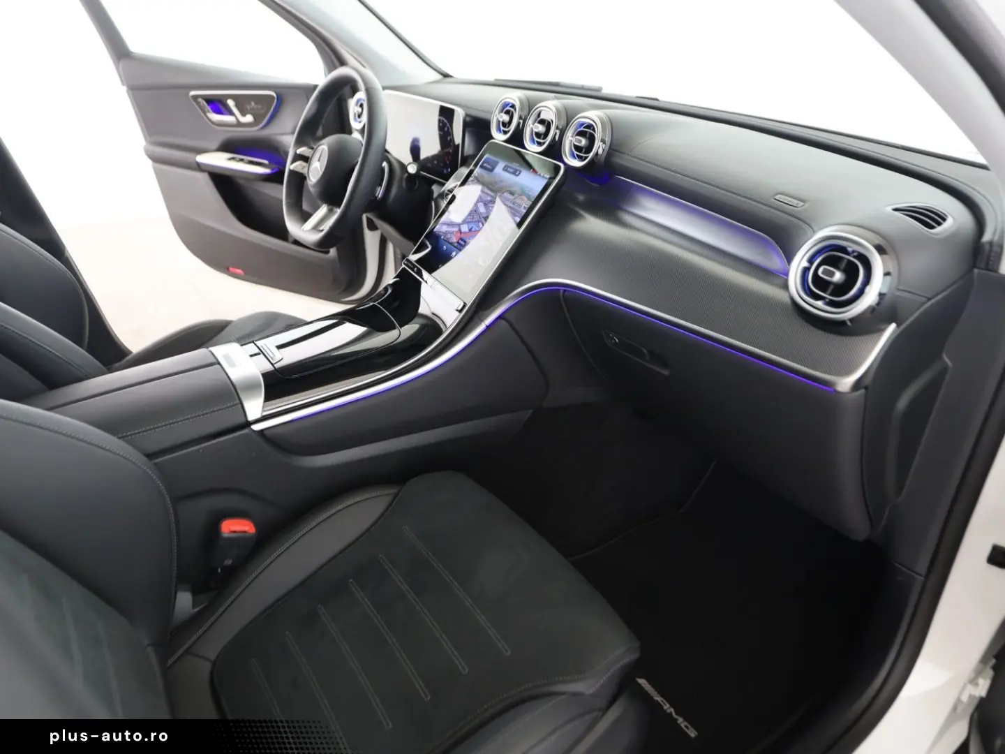 MERCEDES-BENZ GLC 300 4M Coupé AMG PLUS NIGHT AHK PANO