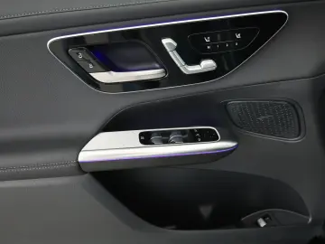 MERCEDES-BENZ GLC 300 e 4M Coupé  AMG Plus Pano Sitzklima