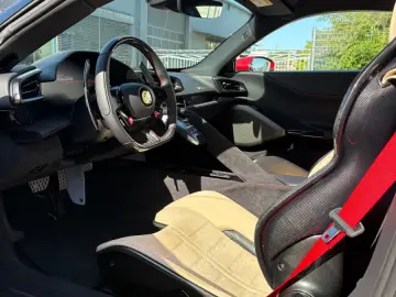 Ferrari 849 Testarossa Full-Carbon Racing