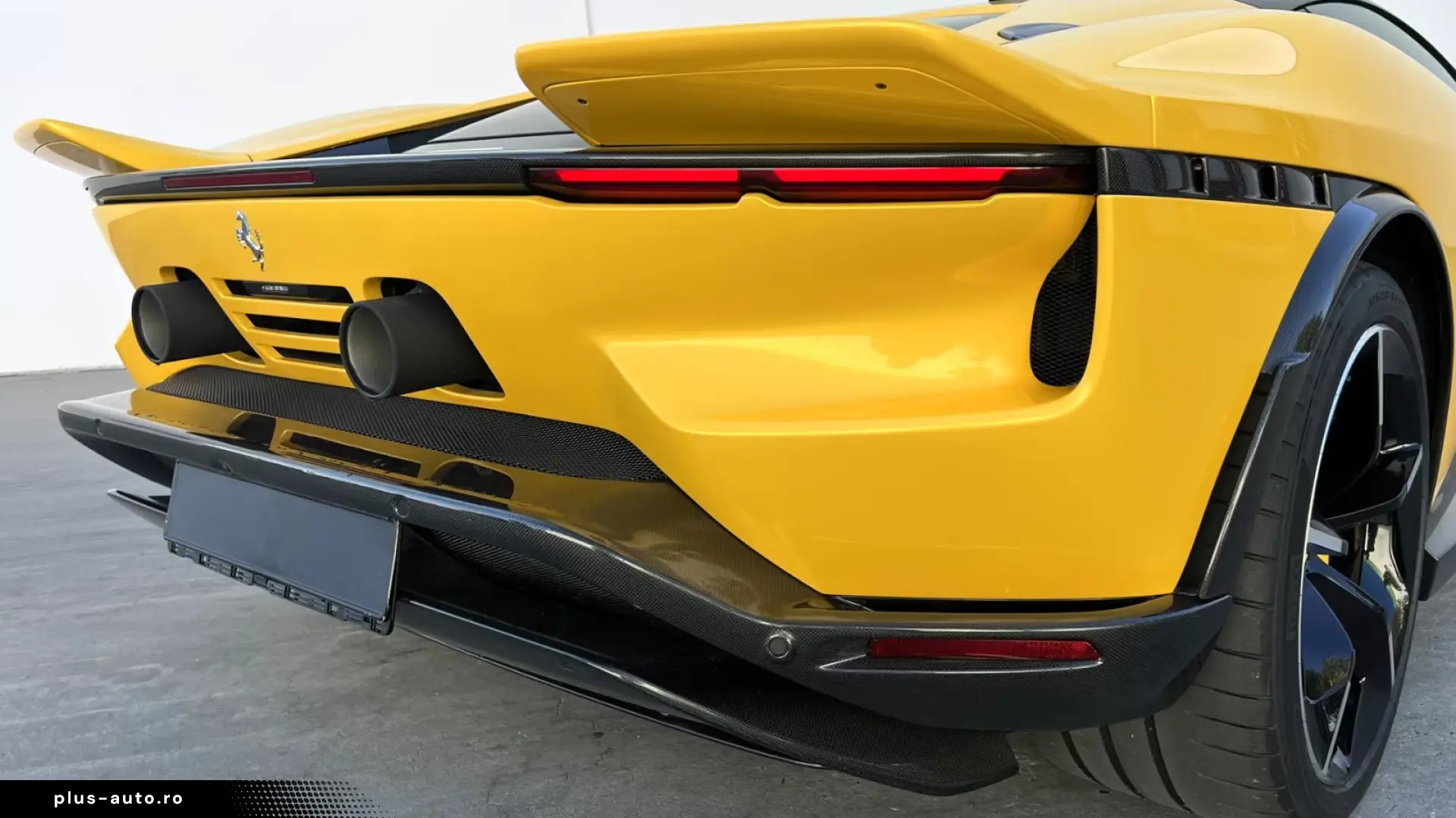 Ferrari 849 Testarossa  Special Color Carbon Ext Int.