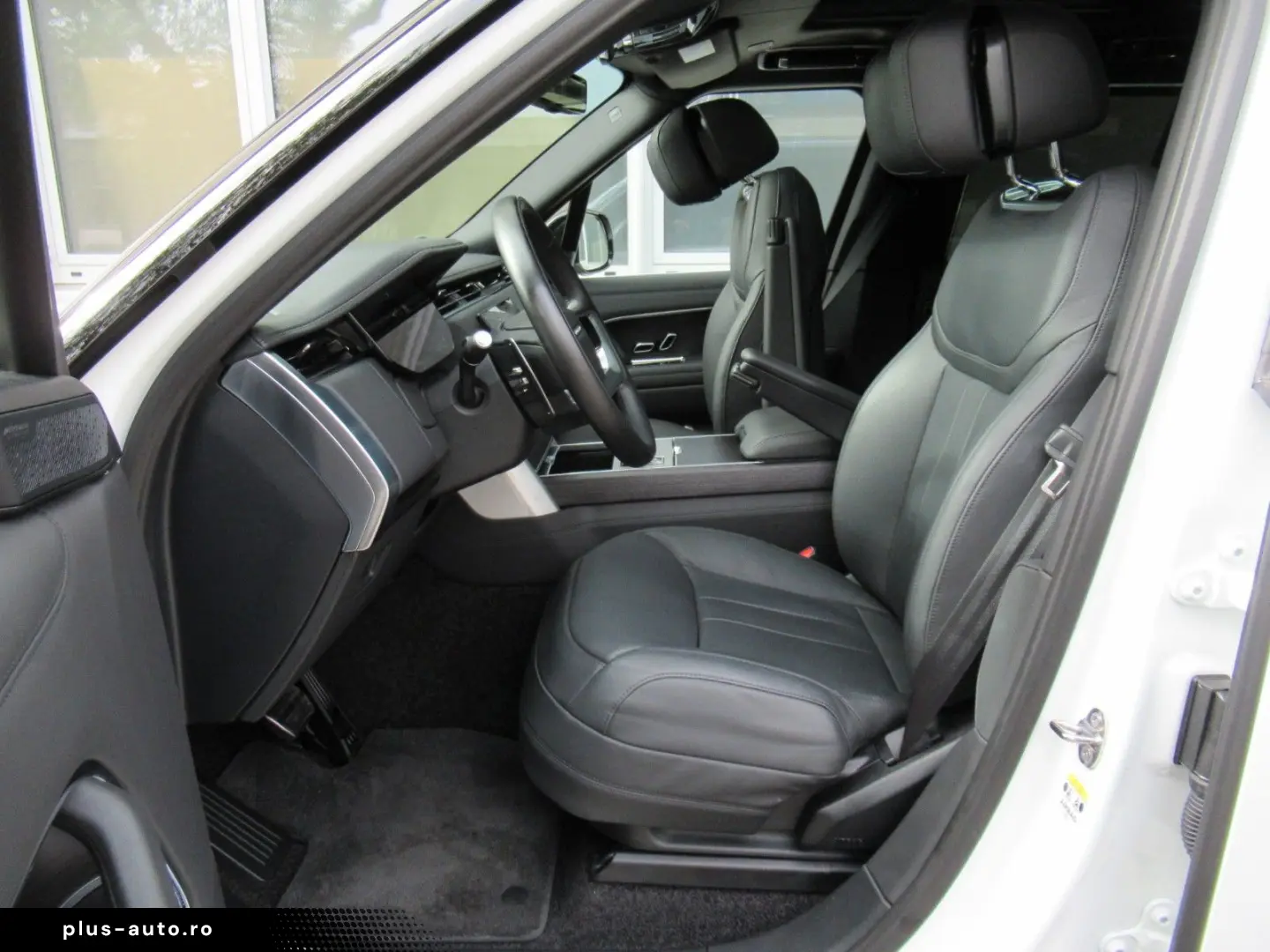 LAND ROVER NEW P460e AUTOBIOGRAPHY BLACK SV BESPOKE eAHK 22