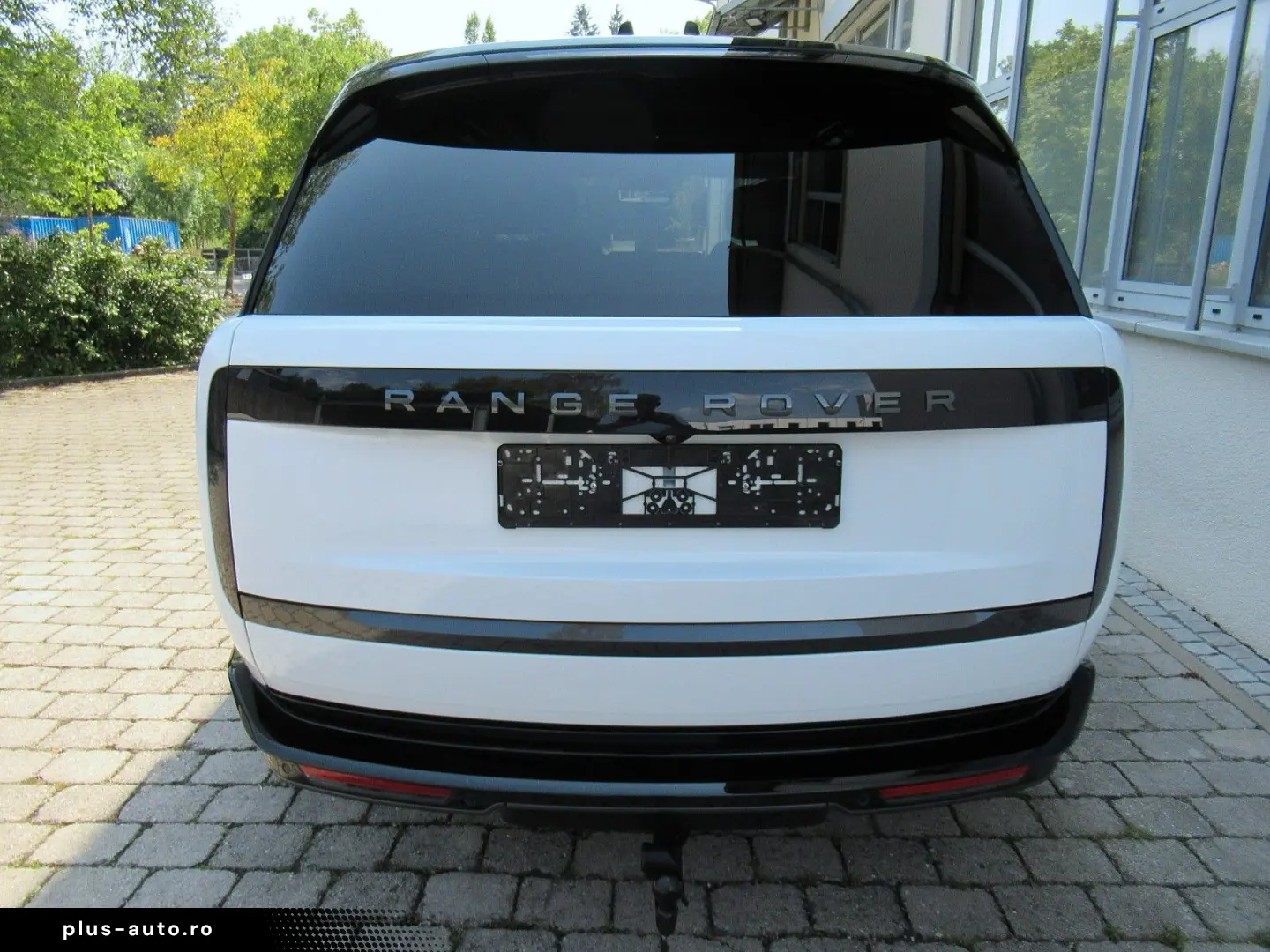 LAND ROVER NEW P460e AUTOBIOGRAPHY BLACK SV BESPOKE eAHK 22