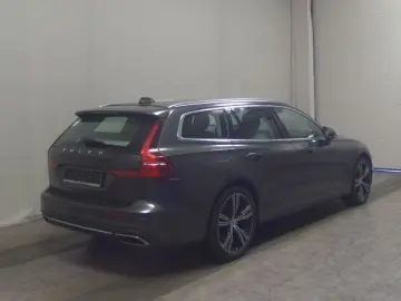 VOLVO V60 T6 AWD Inscription Leder Navi LED