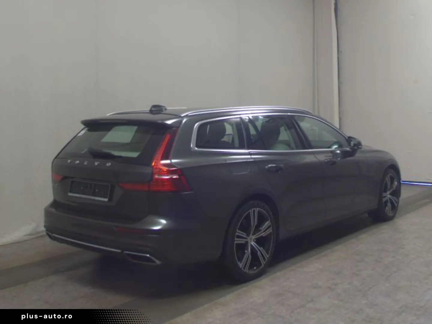 VOLVO V60 T6 AWD Inscription Leder Navi LED