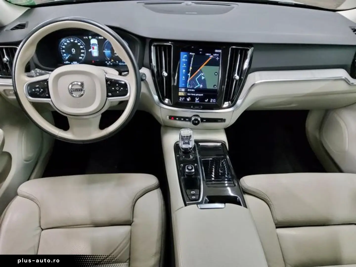 VOLVO V60 T6 AWD Inscription Leder Navi LED