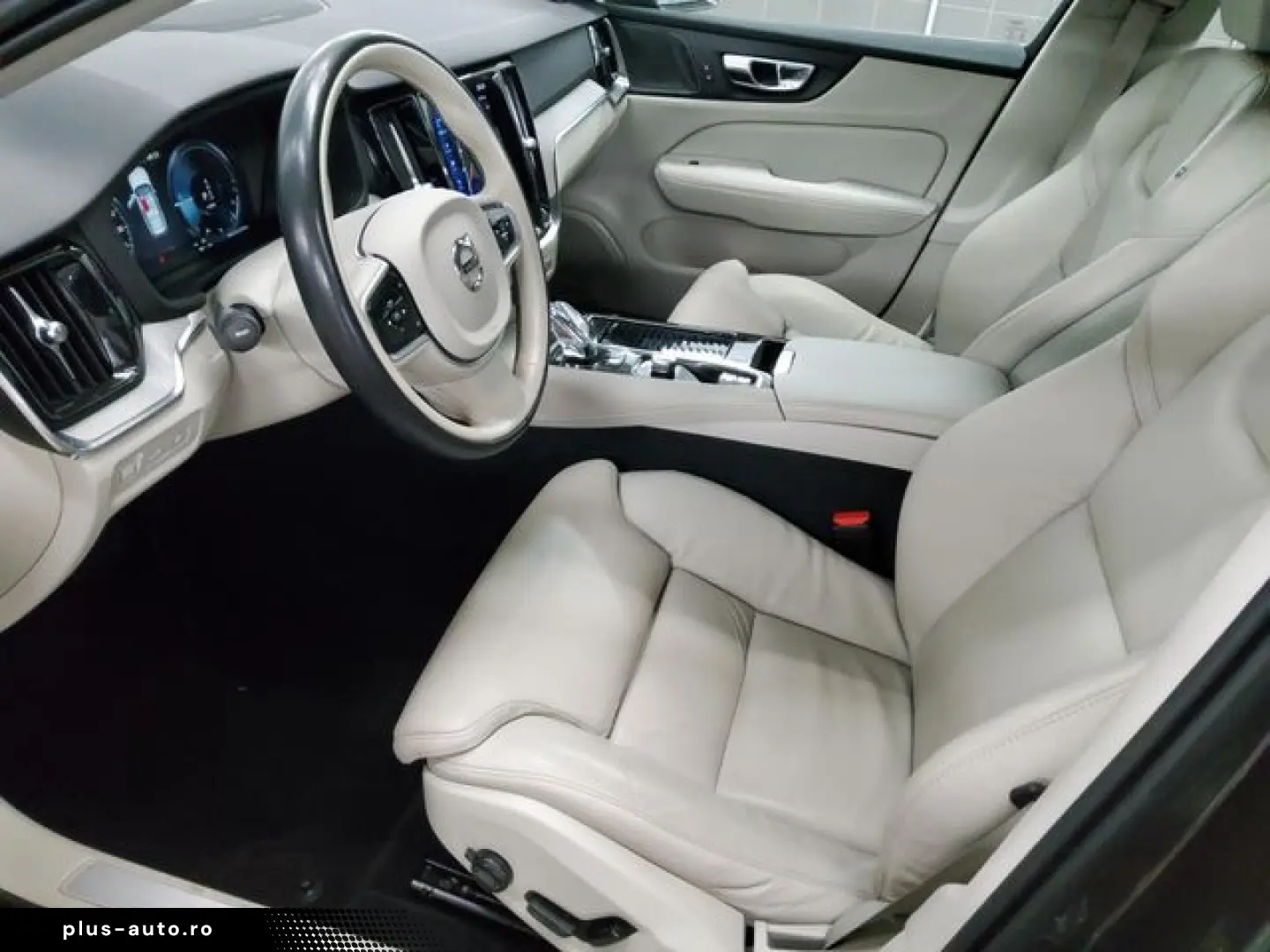 VOLVO V60 T6 AWD Inscription Leder Navi LED